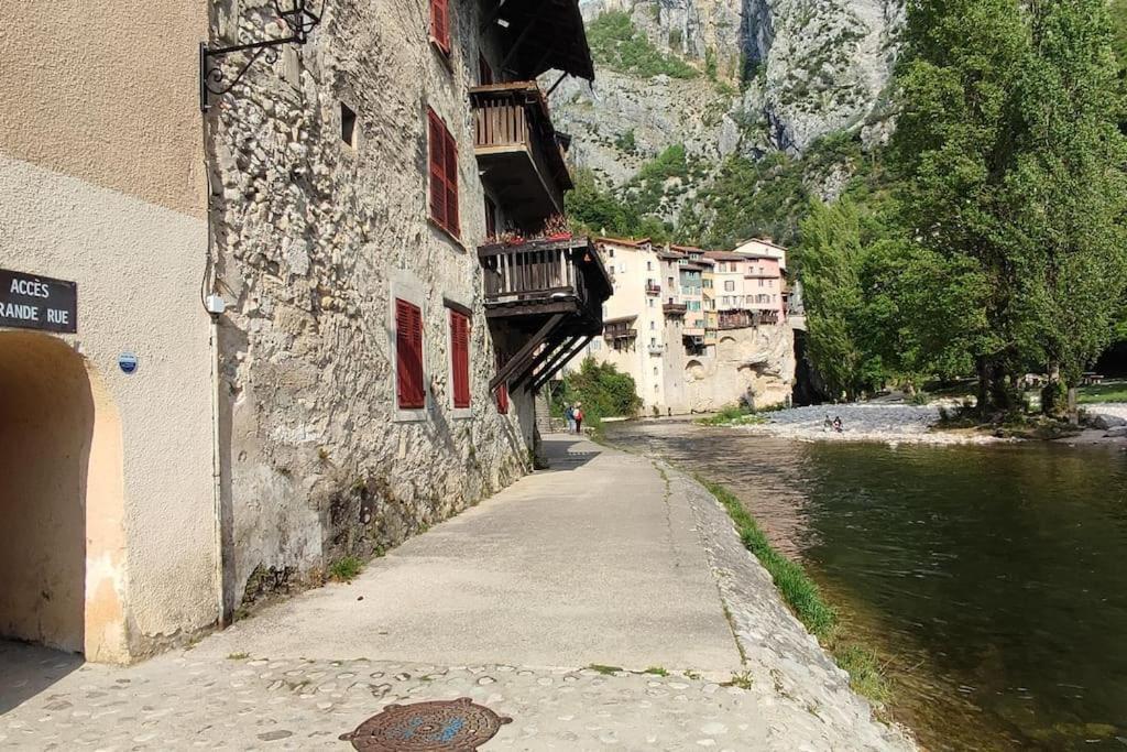 Vue Exceptionnelle Aux Portes Du Vercors Pont-en-Royans Extérieur photo
